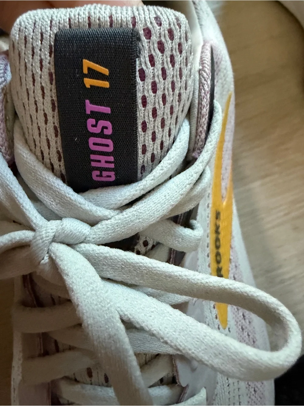 Brooks Ghost 17Women’s Gray Running Shoes Pink and Yellow Gradient Accents